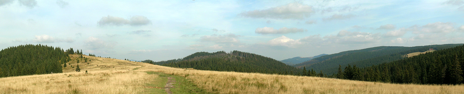 1hala-turbacz-panorama-1600px
